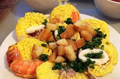 Những món ăn được yêu thích tại Sài Gòn mon-banh-can