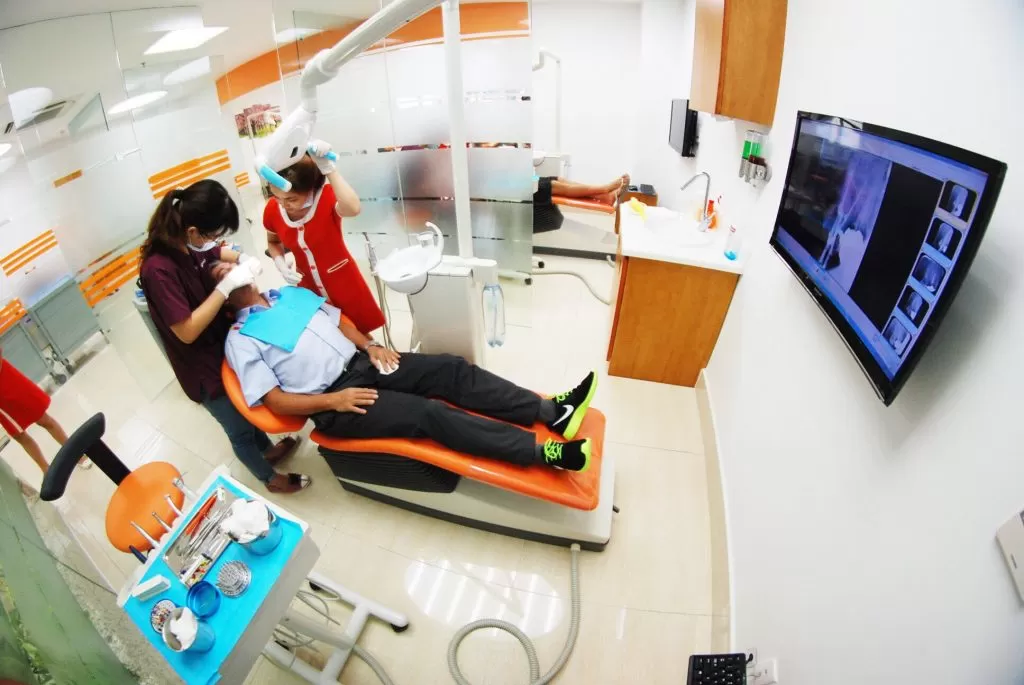 TẠI SAO CHỌN TRUNG TÂM NHA KHOA DR HÙNG VÀ CỘNG SỰ nha khoa khop thai duong ham