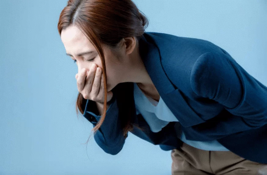 Ngủ ngáy là bệnh gì và tác động như thế nào đến sức khỏe? Trào ngược thực quản xảy ra do bất thường đường thở khi ngủ