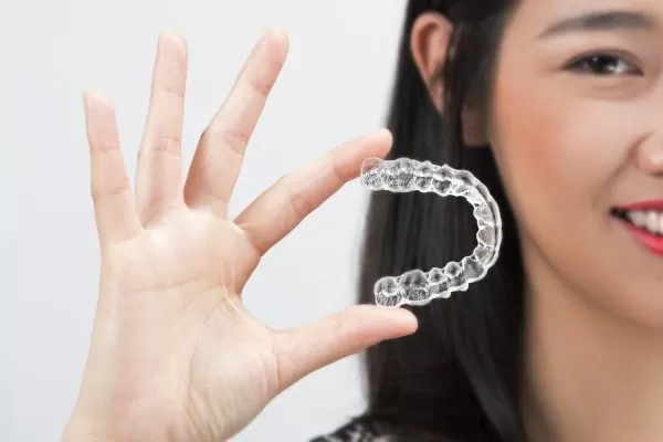 7 LÝ DO BẠN NÊN ĐIỀU TRỊ INVISALIGN TẠI Kubet WORLDWIDE Tính cá nhân hóa tuyệt đối