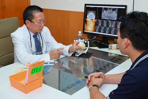 KHI NÀO THÌ CÓ THỂ ĐẶT IMPLANT SAU KHI NHỔ RĂNG??? Chụp phim Cone beam CT 3D