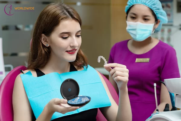 Vì sao niềng răng Invisalign được nhiều bạn trẻ lựa chọn? nieng rang invisalign