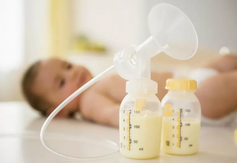 Nâng ngực có dùng máy hút sữa được không? nâng ngực có dùng máy hút sữa được không