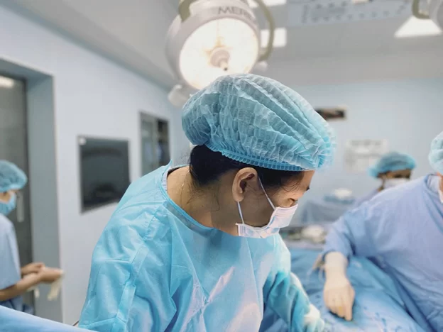 Bác sĩ lâm ngọc anh