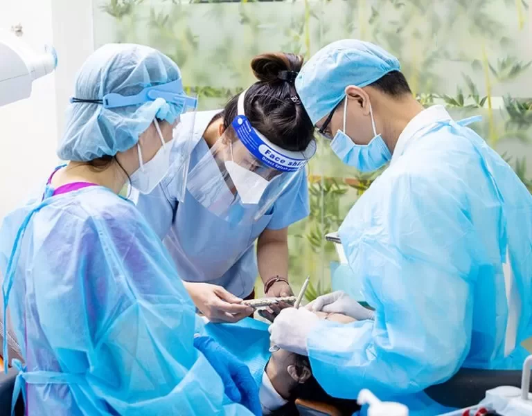 Bác Sĩ Hoàng Công Tài Điều trị xuất phát