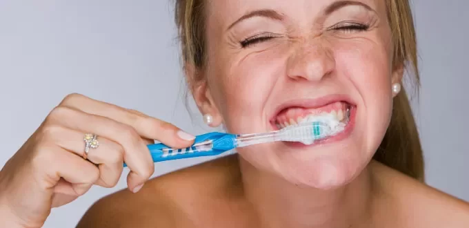 Chăm sóc sau khi răng niềng răng niềng
